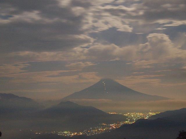 高川山より夏の富士山便り(^^)(2013.8.24)