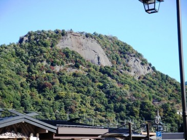岩殿山の紅葉と富士山(2012.11.15)
