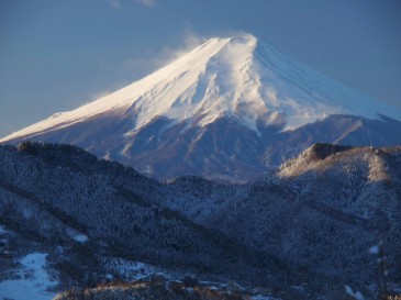 1月１４日の朝、お伊勢山山頂より富士を望む！(2013.1.17)