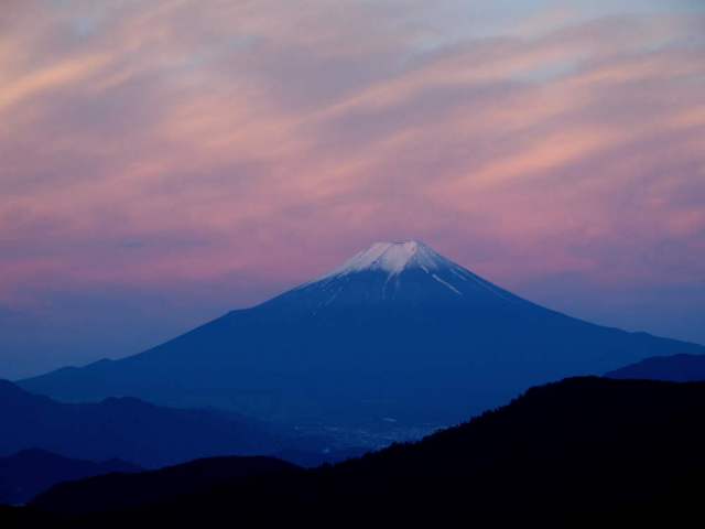 奈良倉山からの富士山(2013.6.24)